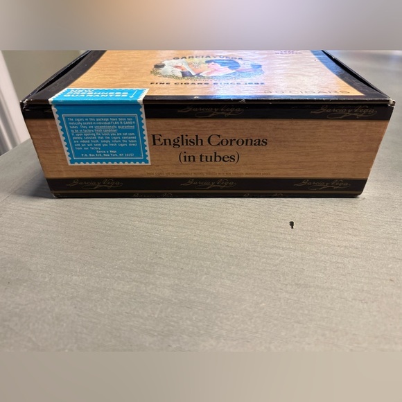 2 Vintage Cigar Boxes‎ Garcia y Vega English Coronas (in tubes) Rectangle - Picture 3 of 16